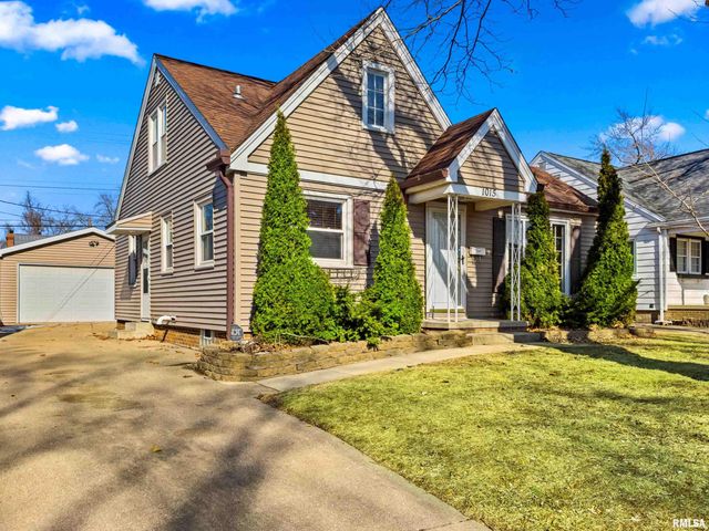 1015 E FAIROAKS Avenue, Peoria, IL 61603