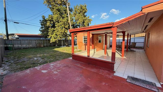 309 E 18th St, Hialeah, FL 33010