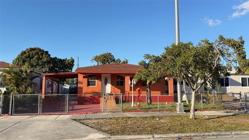 309 E 18th St, Hialeah, FL 33010