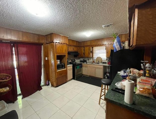 7510 Meadowyork Street, Houston, TX 77037