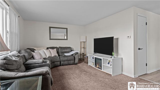 101 Poinciana Parkway, Cheektowaga, NY 14225