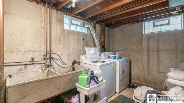 101 Poinciana Parkway, Cheektowaga, NY 14225