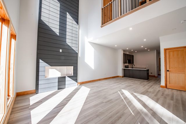 28 Bowman Lane, Unit 4, Wilmington, NY 12997