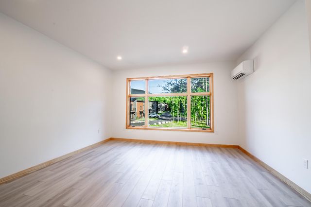 28 Bowman Lane, Unit 4, Wilmington, NY 12997