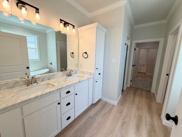 6021 Vista Del Sol Drive, San Angelo, TX 76904