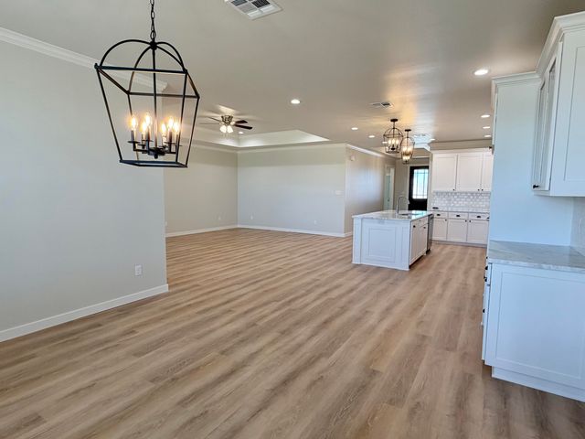 6021 Vista Del Sol Drive, San Angelo, TX 76904