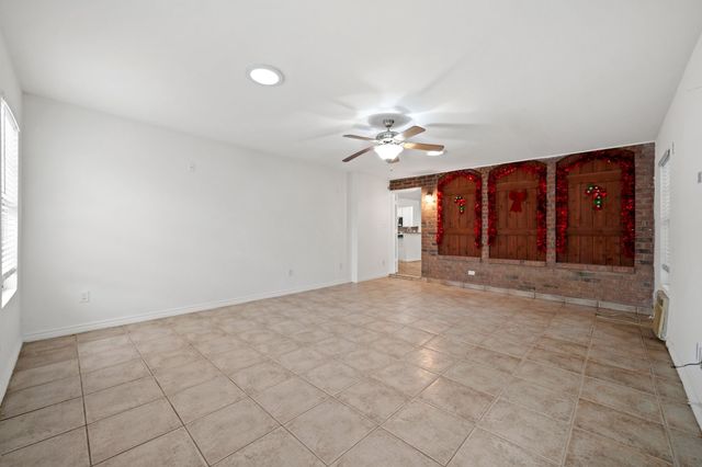 8121 Case Drive, Plano, TX 75025