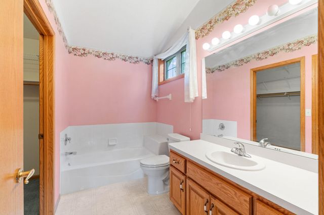 3700 Ladyslipper Lane N, Brooklyn Park, MN 55443