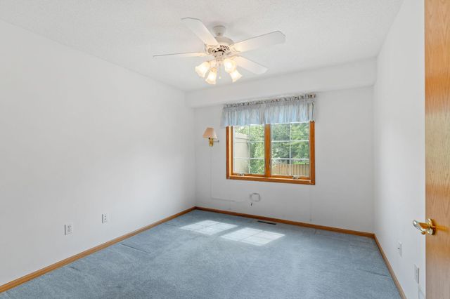 3700 Ladyslipper Lane N, Brooklyn Park, MN 55443