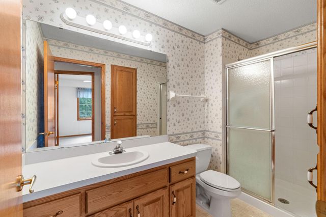 3700 Ladyslipper Lane N, Brooklyn Park, MN 55443
