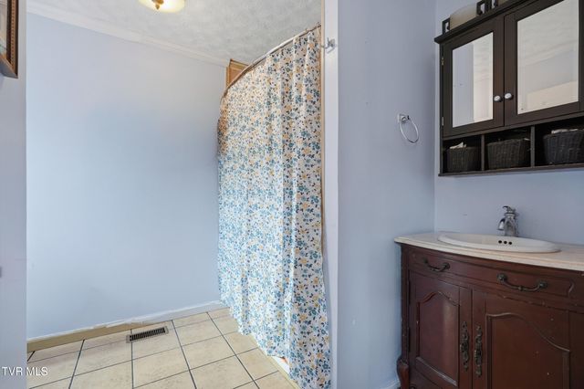 3026 Manville Road, Gate City, VA 24251