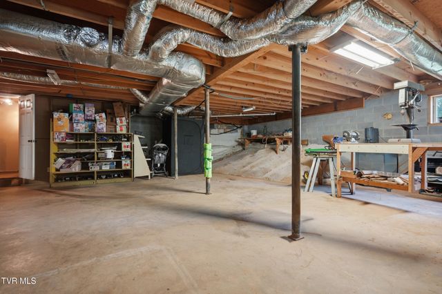 3026 Manville Road, Gate City, VA 24251