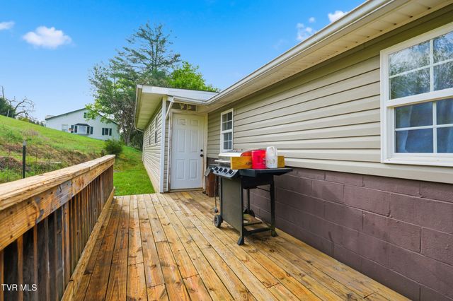 3026 Manville Road, Gate City, VA 24251