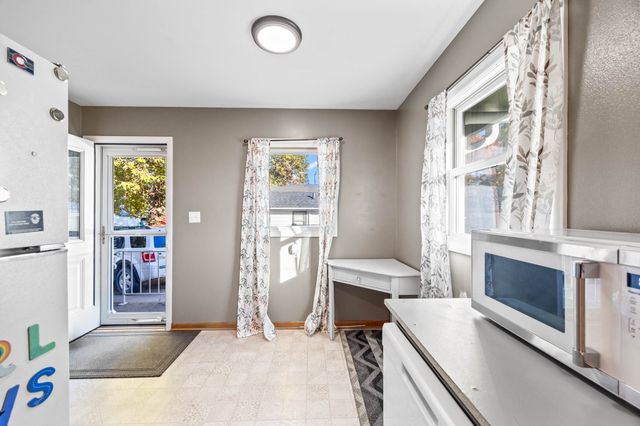 1020 Elm Avenue, Norwalk, IA 50211