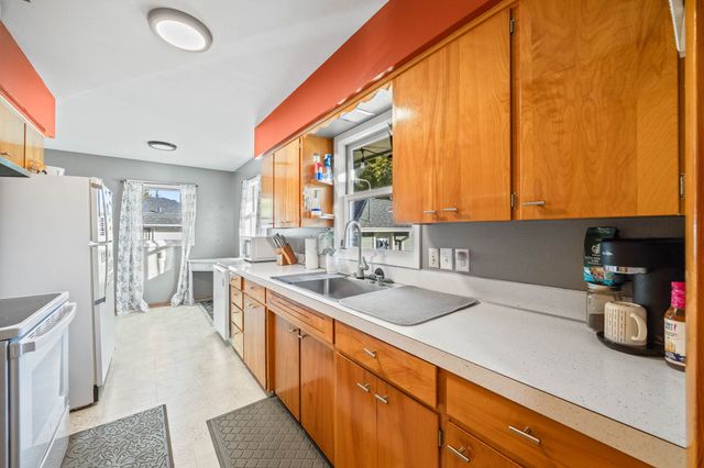 1020 Elm Avenue, Norwalk, IA 50211