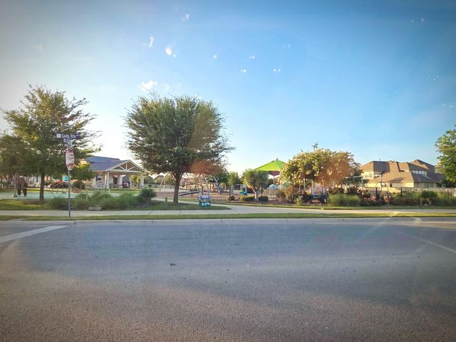 150 Elisha DR, Liberty Hill, TX 78642
