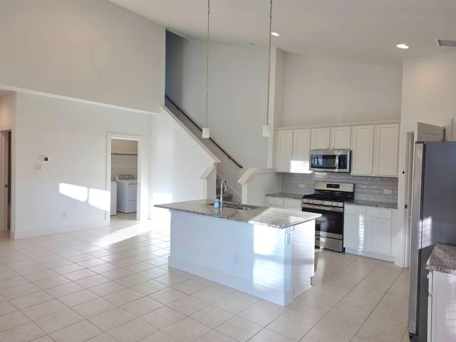 150 Elisha DR, Liberty Hill, TX 78642