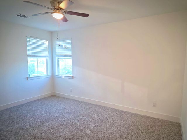 150 Elisha DR, Liberty Hill, TX 78642