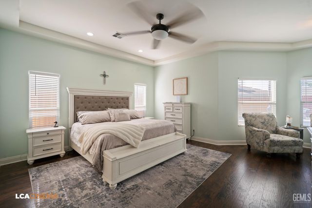 12813 Hawaii Lane, Bakersfield, CA 93312