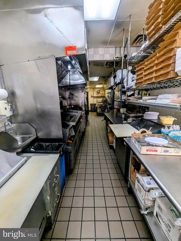 3901 STATE RD, Drexel Hill, PA 19026