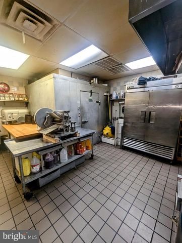 3901 STATE RD, Drexel Hill, PA 19026