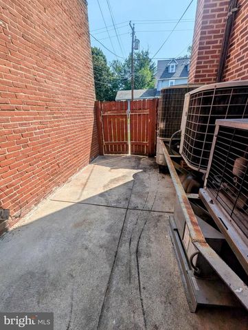 3901 STATE RD, Drexel Hill, PA 19026