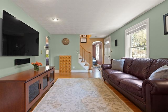 3 Watson Rd, Lexington, MA 02421