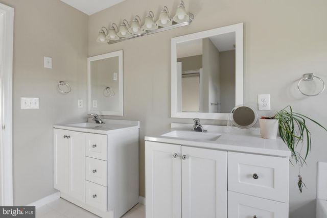 21 CANARY CT, Middletown, DE 19709