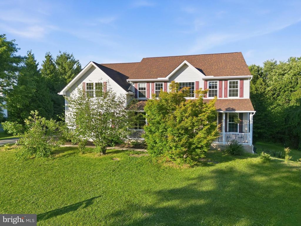 Image 2 of property listing at 21 CANARY CT, Middletown, DE 19709