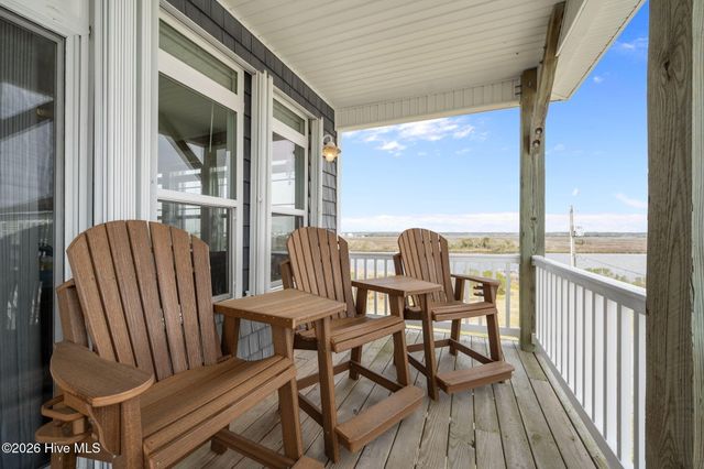 1517 Wahoo Street, N Topsail Beach, NC 28460