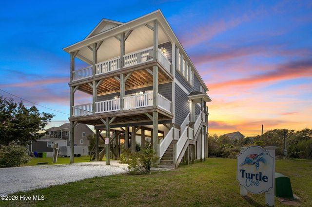 1517 Wahoo Street, N Topsail Beach, NC 28460