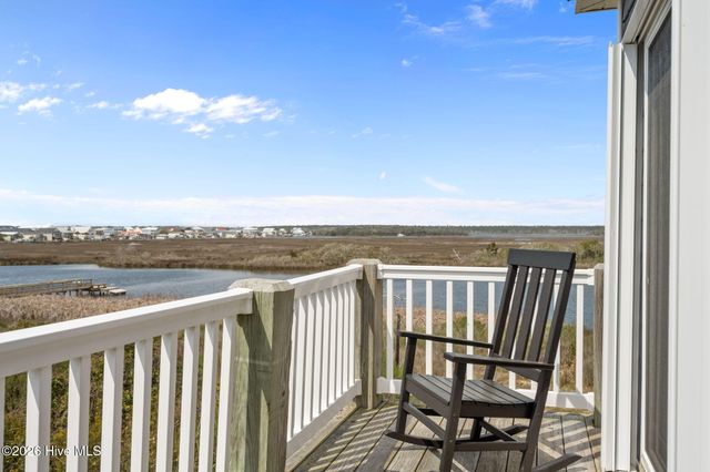 1517 Wahoo Street, N Topsail Beach, NC 28460