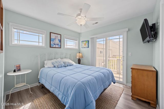 1517 Wahoo Street, N Topsail Beach, NC 28460