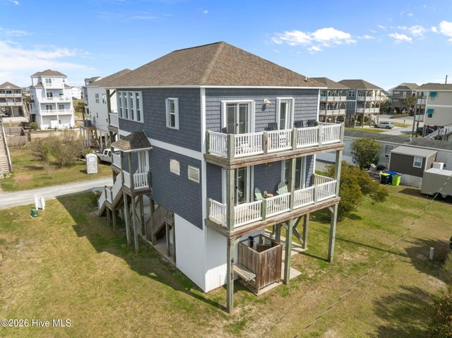 1517 Wahoo Street, N Topsail Beach, NC 28460