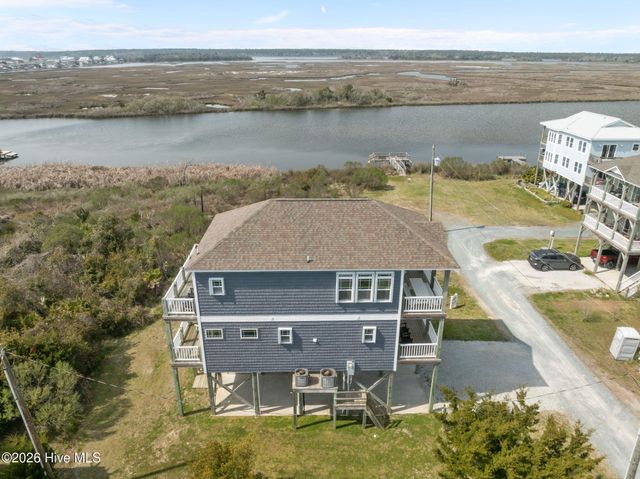 1517 Wahoo Street, N Topsail Beach, NC 28460
