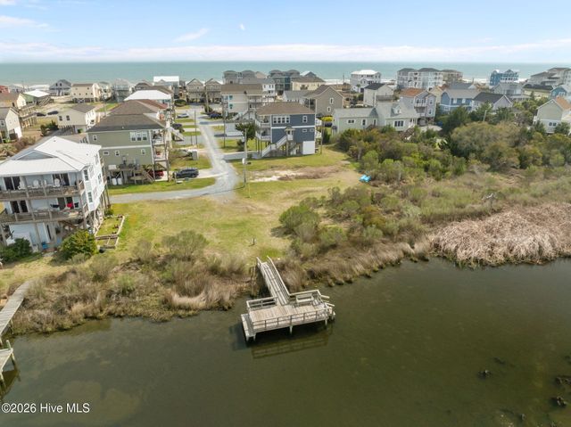 1517 Wahoo Street, N Topsail Beach, NC 28460
