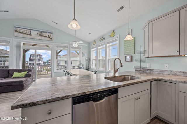 1517 Wahoo Street, N Topsail Beach, NC 28460