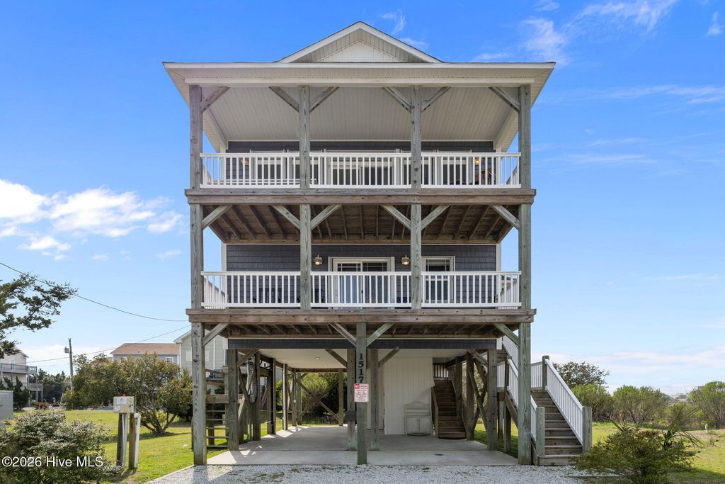 1517 Wahoo Street, N Topsail Beach, NC 28460