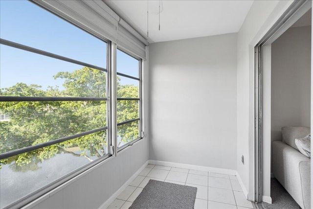 8510 Sunrise Lakes Boulevard 301, Sunrise, FL 33322