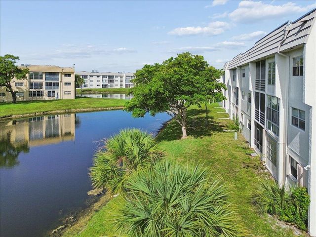 8510 Sunrise Lakes Boulevard 301, Sunrise, FL 33322