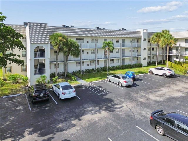 8510 Sunrise Lakes Boulevard 301, Sunrise, FL 33322