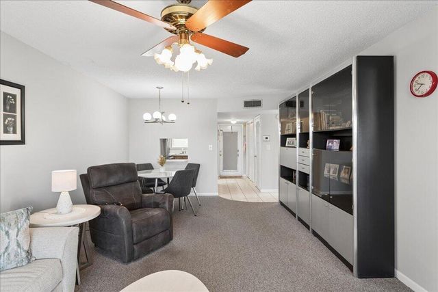 8510 Sunrise Lakes Boulevard 301, Sunrise, FL 33322