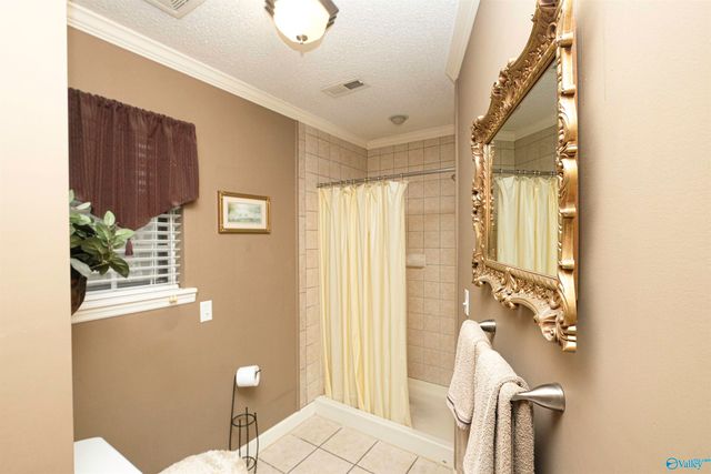 803 Long Bow Drive SW, Decatur, AL 35603