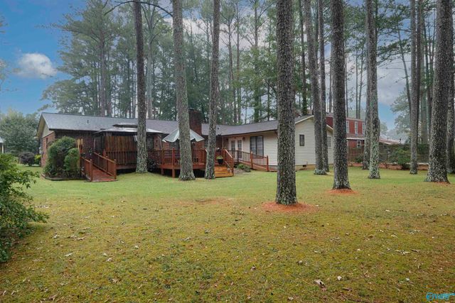 803 Long Bow Drive SW, Decatur, AL 35603