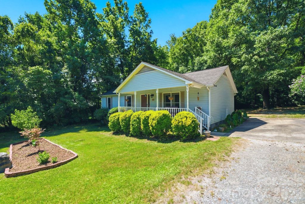 1949 Ridge Road, Clover, SC 29710