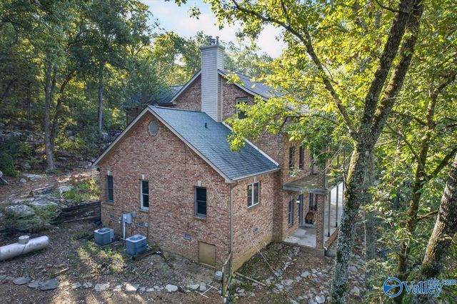 1649 Low Gap Road, New Hope, AL 35760