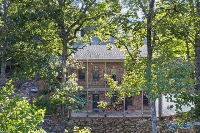 1649 Low Gap Road, New Hope, AL 35760