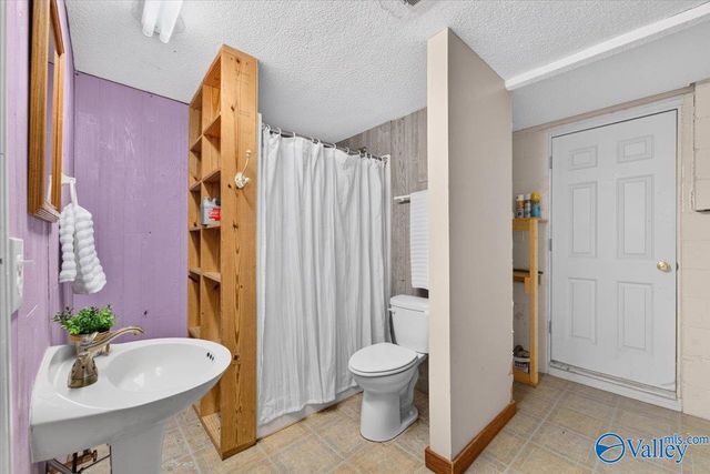 1649 Low Gap Road, New Hope, AL 35760