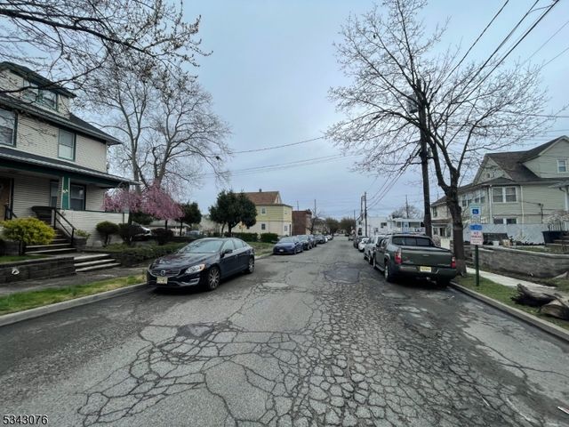 63 Caroline Ave, Clifton City, NJ 07011