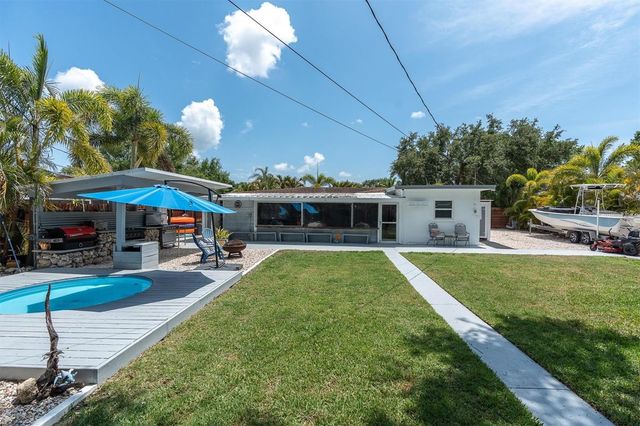 1237 57TH AVENUE N, St Petersburg, FL 33703
